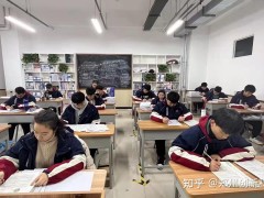 内师大二附中复读班：带你了解！云师大附中老协补习学校复读班的食宿条件有多好