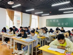 师大二附中复读作息规定：云南师大附中老协补习学校复读班-2022欢迎您