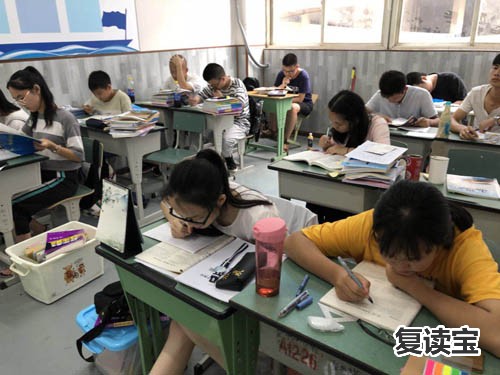 湖南师大二附中复读班分校：长沙克立兹高考复读学校