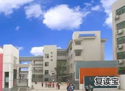 长沙市金海高级中学开学 盘点：长沙十大重点小学、初中 学费最高13800元/期(表)