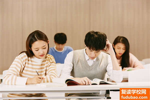 湖南省有哪些好一些的复读学校（复读生找学校的形式）认真挑选很重要