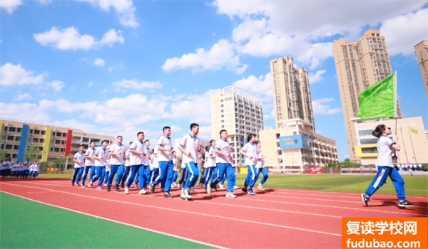 湖南长沙复读学校哪家好（从学校作风去分析）